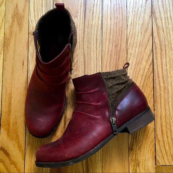 Burgundy and tweed ankle boots - Picture 1 of 7